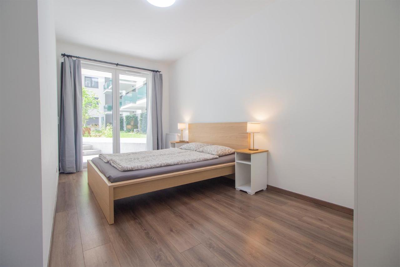 Corvin Modern Two Bedroom Apartment Free Parking Budapest Exterior photo